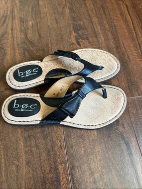 b.o.c. Black Bow Sandals with Cream Footbed
